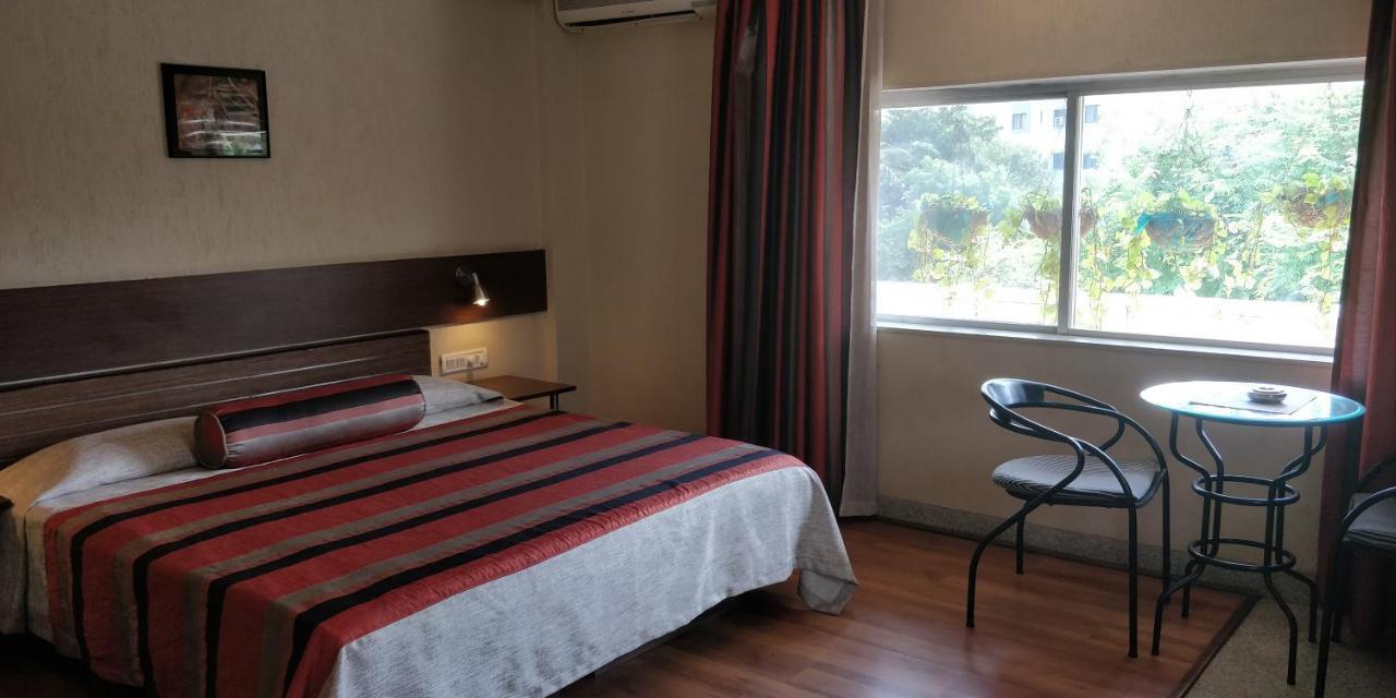 Nasiklub Hotel ภายนอก รูปภาพ